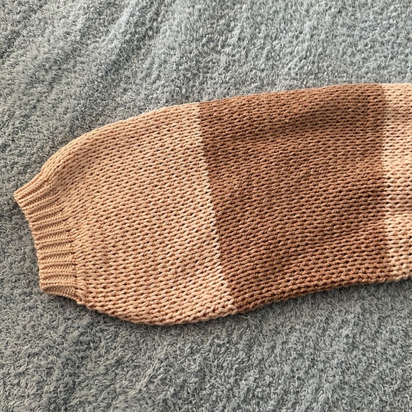 American Eagle size M sweater - Picture 3 of 3